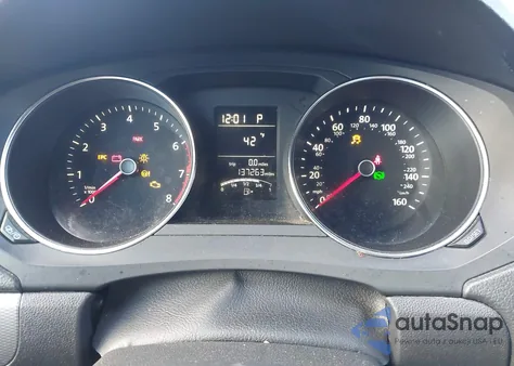 2015 Volkswagen Jetta 1.8T Se из США, поврежденный, VIN 3VWD17AJ4FM290812